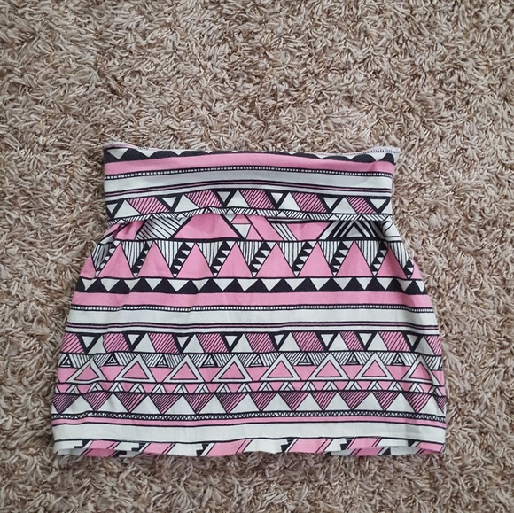 Two Victoria's Secret Pink Mini Skirts - Picture 5 of 6